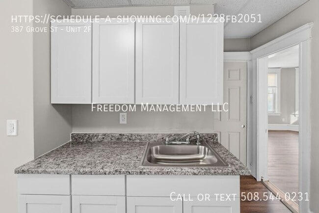 Photo - 387 Grove St Unit 2F