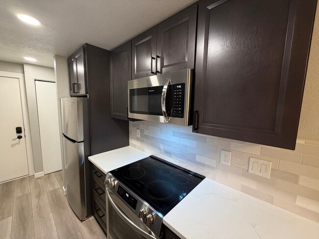 12744 NE 116th Ln Unit K-12