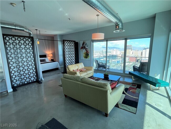 Photo - 200 Hoover Ave Unit 2009