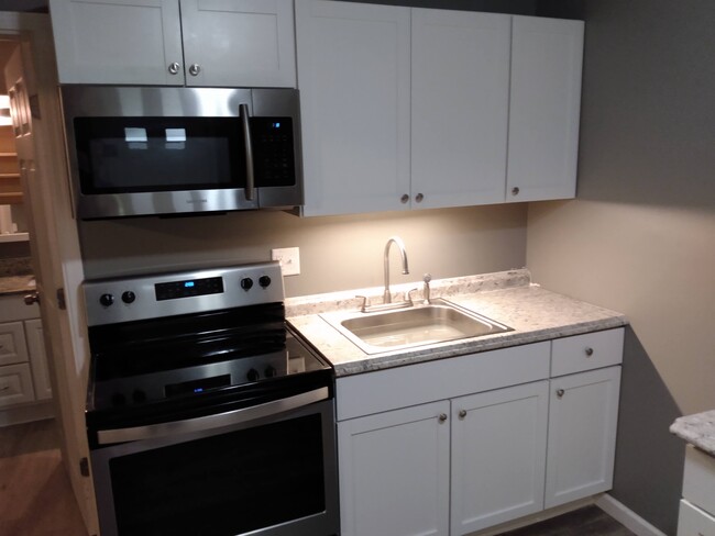Photo - 329 5th St Townhome