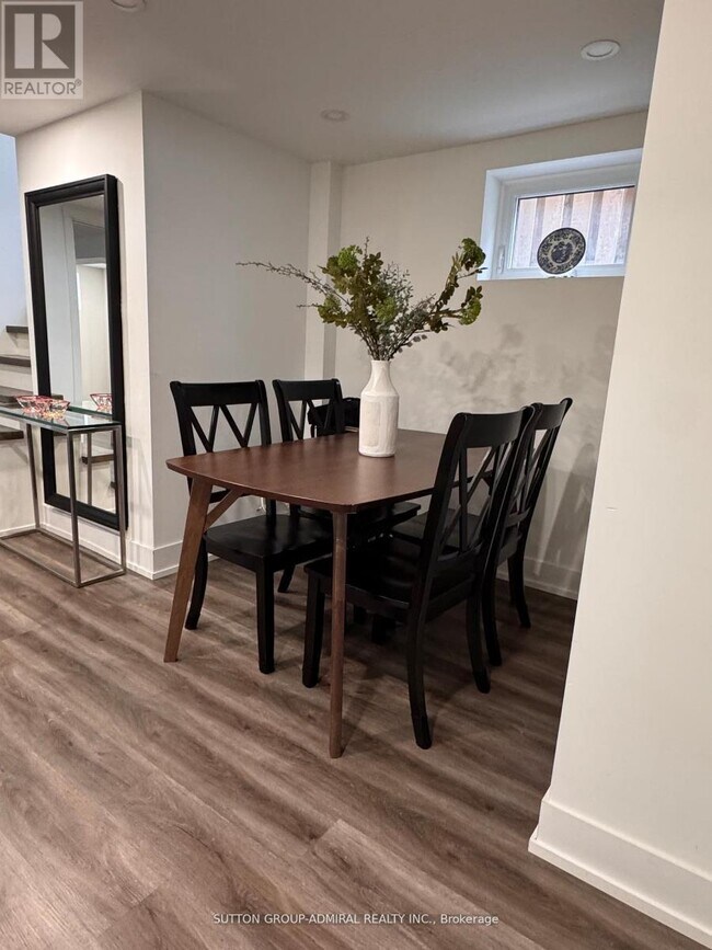 Photo - 6 Frankfort Ave