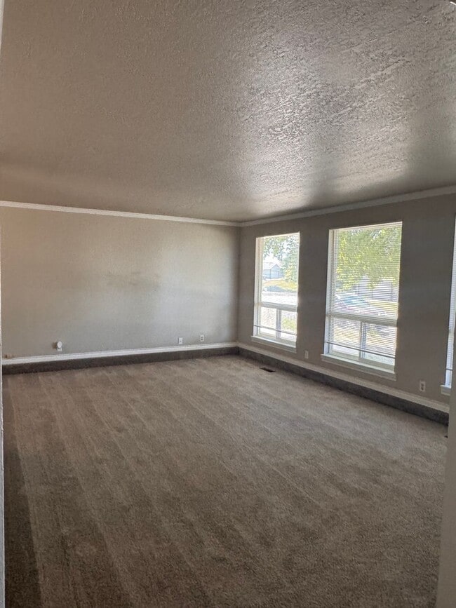 Photo - Terrace Heights 3br 2ba with double garage
