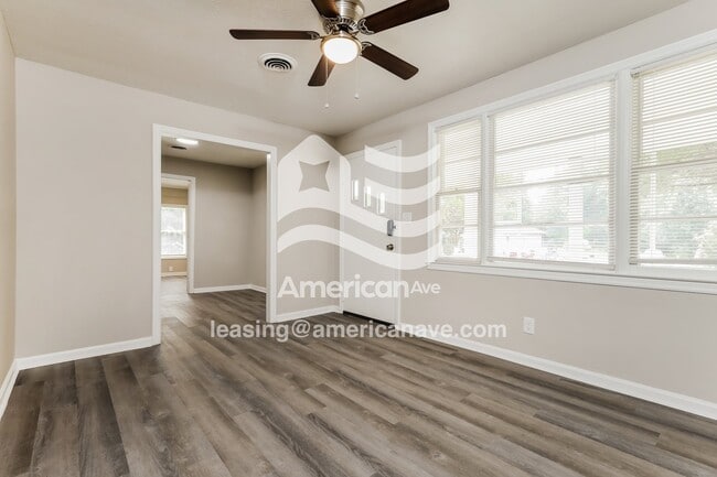 Photo - 2913 22nd Ave