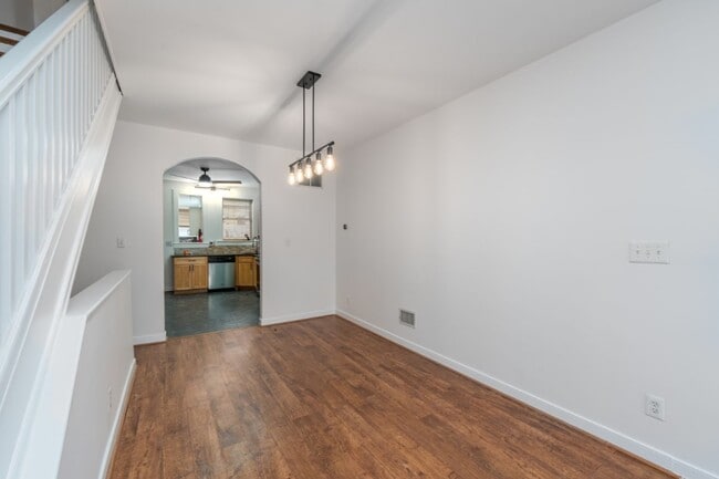 Photo - 5 N Linwood Ave