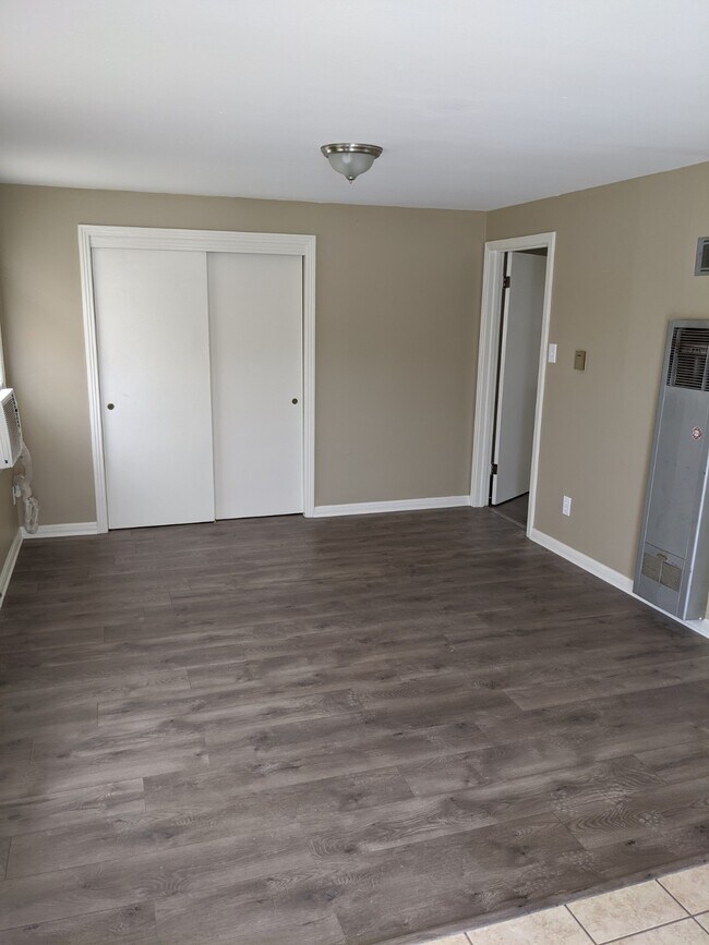 Photo - 1012 French St