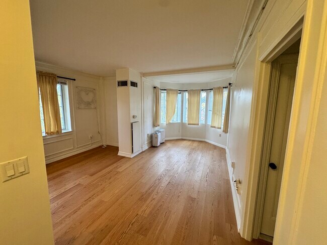 Photo - 20 Chapel St Unit 705