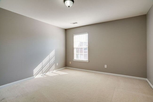 Photo - COMING SOON! 3- or 4-bed/3.5-bath in Brent...