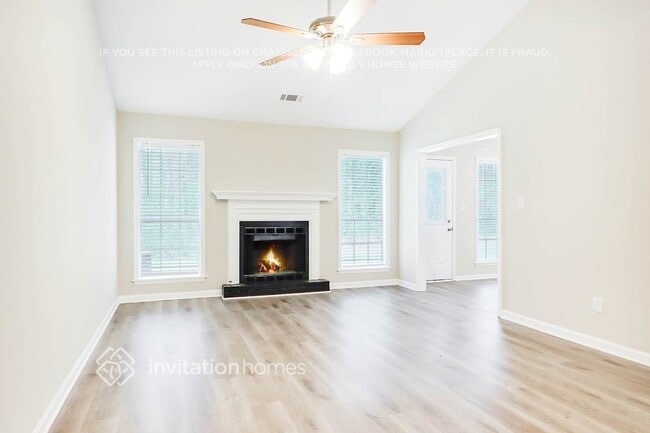 Photo - 4469 White City Rd