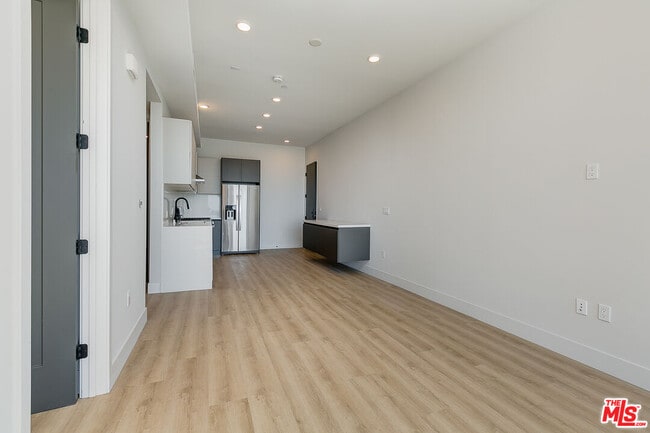 Photo - 3833 Dunn Dr Unit PH2