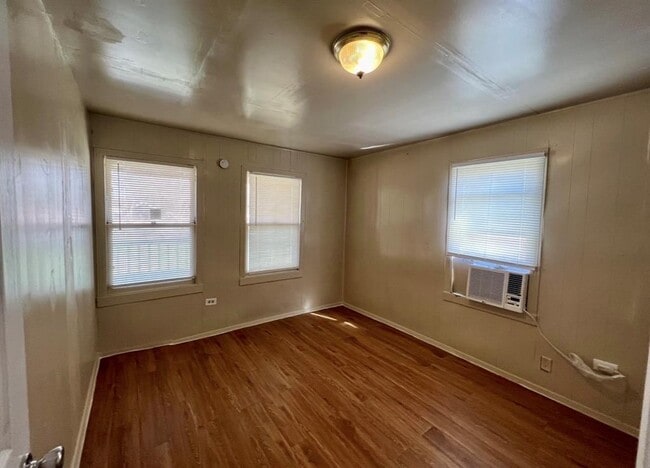 Photo - 514 Ruddy St