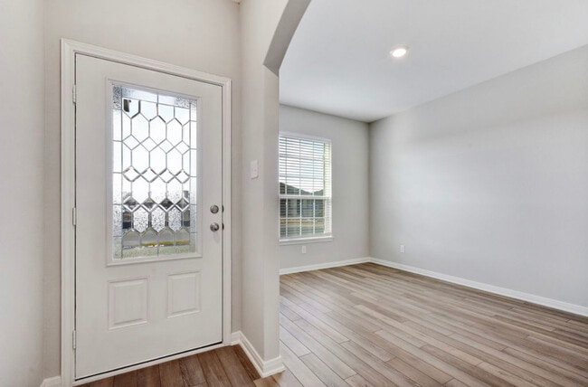 Photo - 9351 Aniston Blf