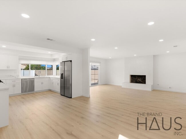 Photo - Two Primary Bedrooms, Pool, & Air Conditioning