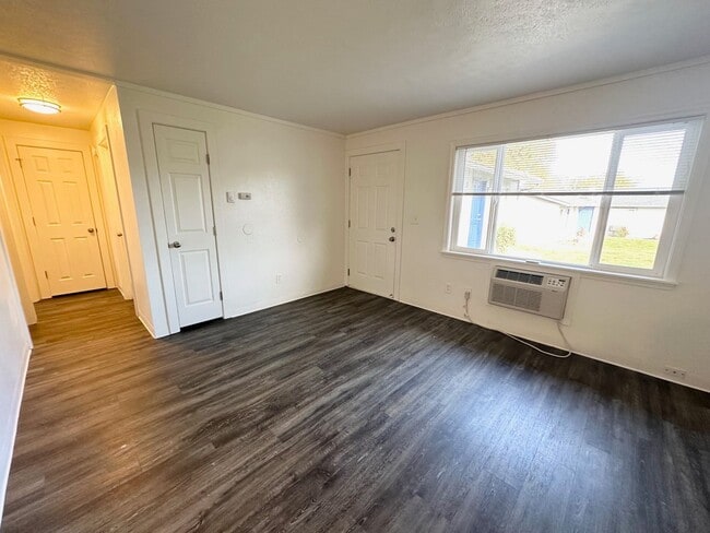 Photo - 207 N Indiana Ave Unit 207-2
