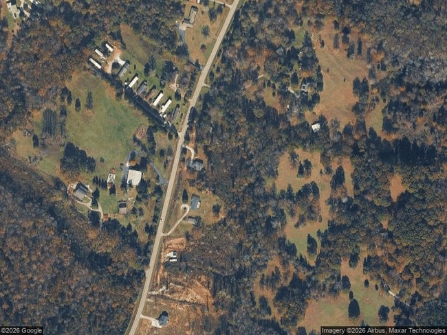 Building Photo - 208 Meadow Lark Dr