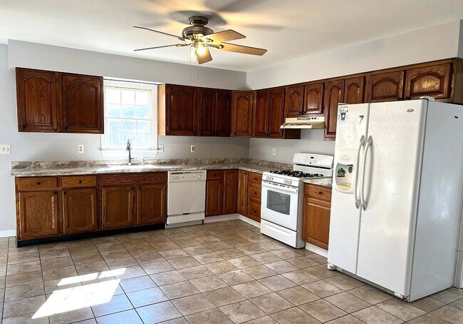 Photo - 1005 Beach Blvd