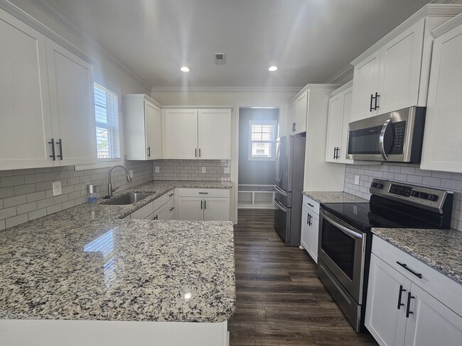 Photo - 2123 Blue Bonnet Cir