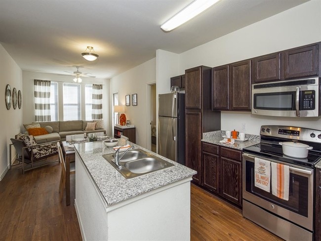 Balcones Lofts