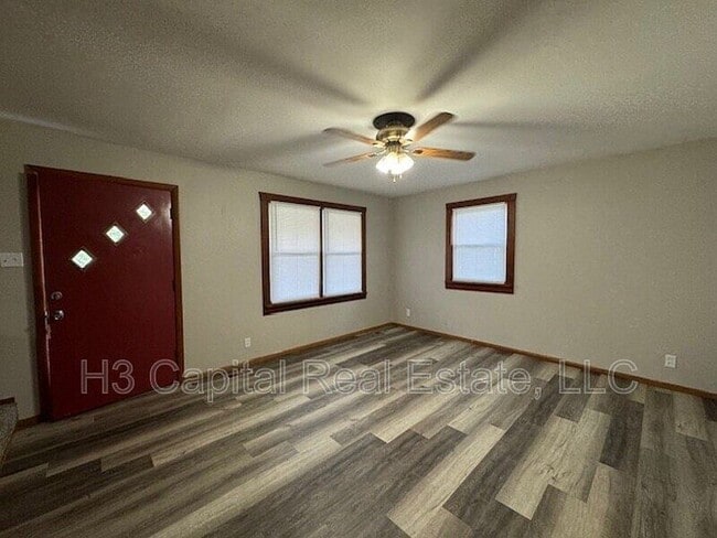 Photo - 115 N Border St