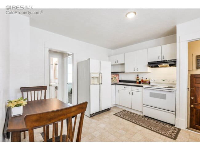 Photo - 1905 6th Ave