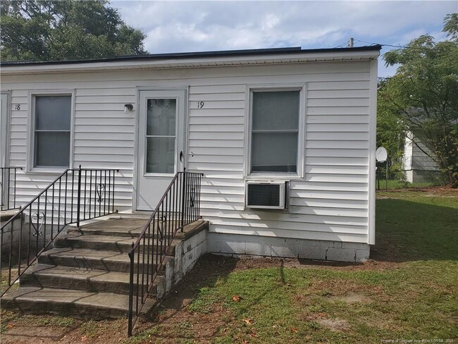 Building Photo - 125 Bogard Cir Rental