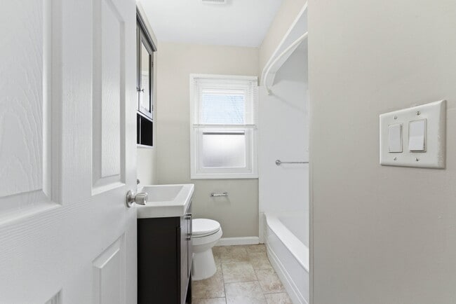 Photo - 4669 17th St