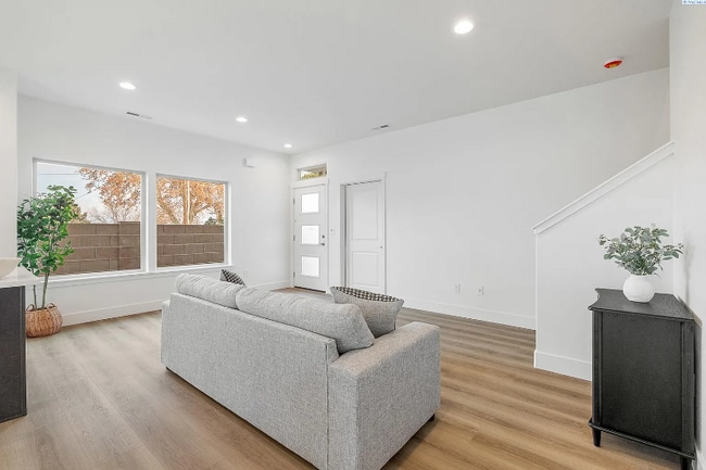 Photo - 1008 S Underwood St