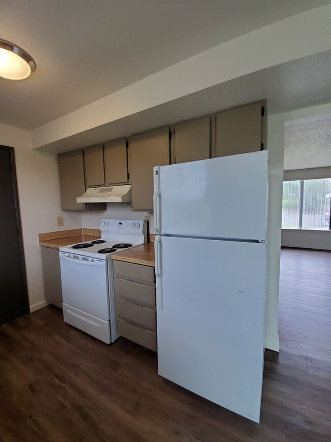 Photo - 1004 S Zillah Ct Unit B