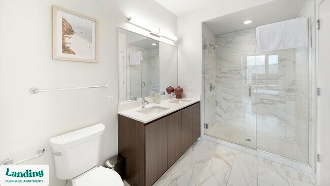 740 N Aberdeen St Unit 321