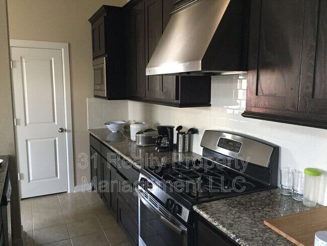 Photo - 1134 Alpine Dr House