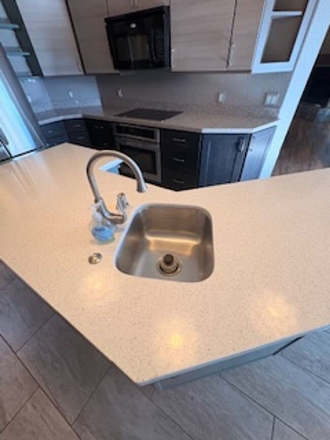 Photo - 3 BEDROOM 2 BATH 2 CAR GARAGE w/ Detached 2 room Shop - LONG TERM RENTAL in LHC!!