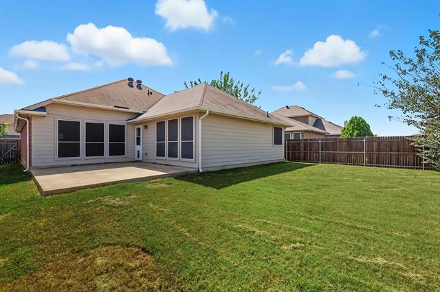 Photo - 512 Crescent Creek Ln