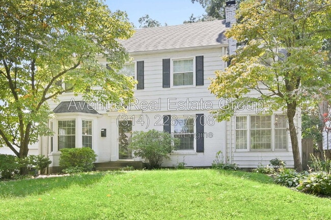 Photo - 324 Oakley Ln