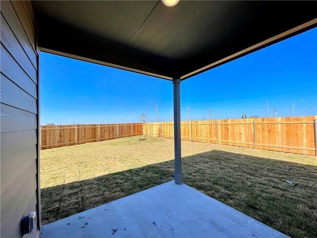 Photo - 126 Canley Lp