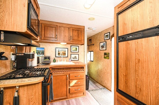 Photo - LONG TERM RENTAL! Camper 5 minutes from Nolin Lake. Unit 3