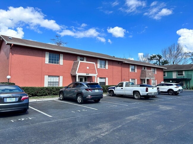 Photo - Excellent 1 Bed / 1 Bath located on Weatherly Condo at Central Park, Orlando