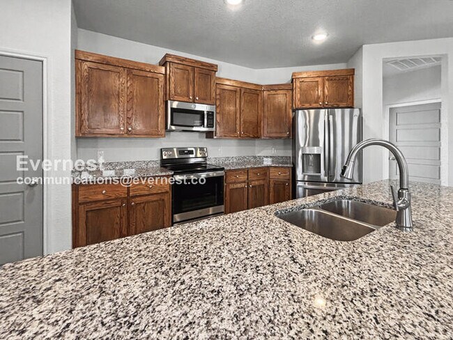 Photo - 702 Freedom Cir