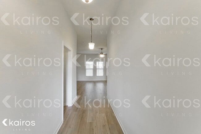 Photo - 1743 Park Place Dr