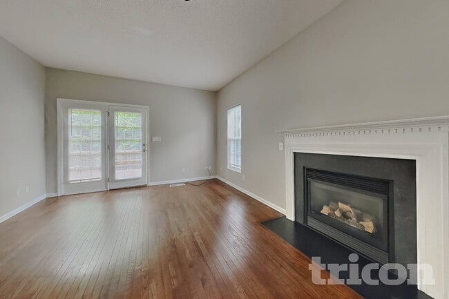 Photo - 1017 Woodland Pointe Dr