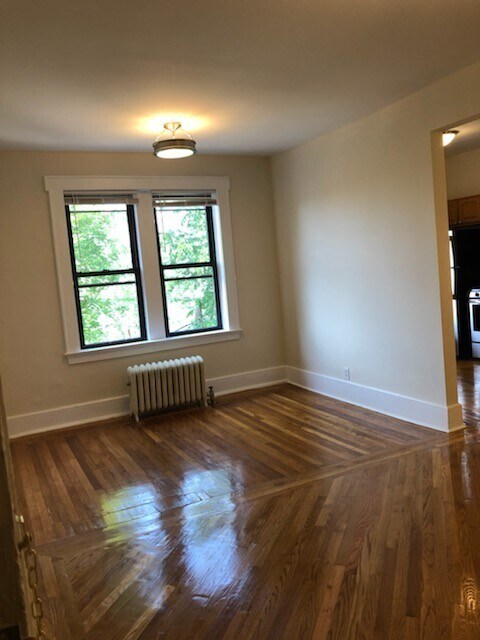 Photo - 74 Montague Pl