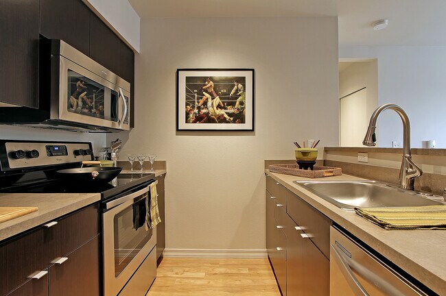 Photo - z-053025-Madison Crossing