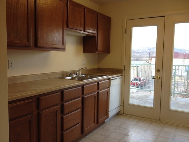 Photo - White River Village