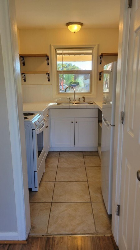 Photo - 814 E 21st St Unidad 1