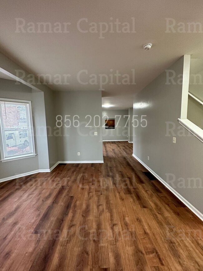 Photo - Parkside Special!! Rent NOW - Single Famil...