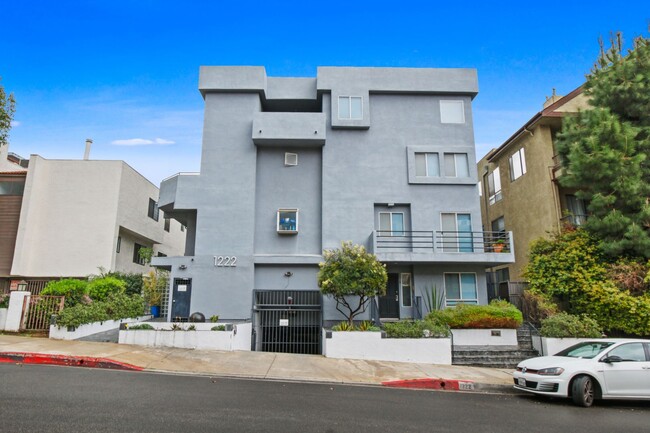 Modern 2-Bedroom Home in Prime West Hollywood - Modern 2-Bedroom Home in Prime West Hollywood