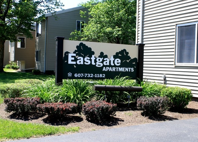 Eastgate Apartments - Eastgate Apartments
