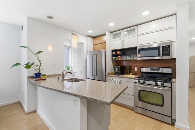 Photo - 1439 Chapin St NW Unit Apt 303