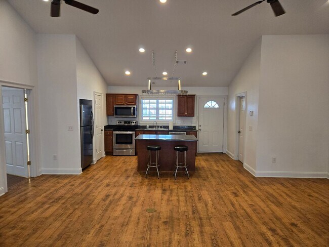 Photo - Eagles Landing 4 Bedroom/4 Bath condo Available for Fall 2026!! Unidad 59