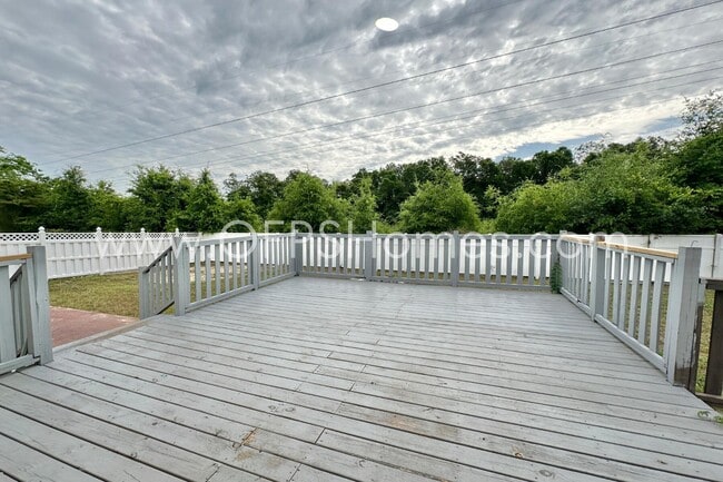 Photo - 147 Nicole Ln