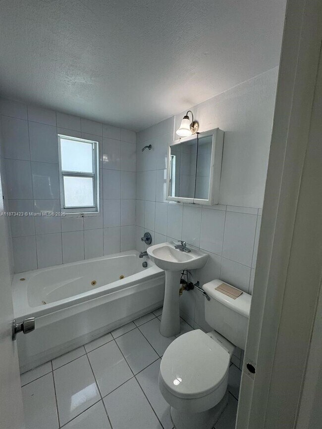 Photo - 7207 Bay Dr Unit 6