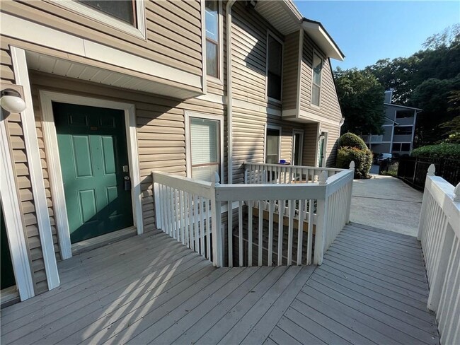 Photo - 803 Wynnes Ridge Cir SE